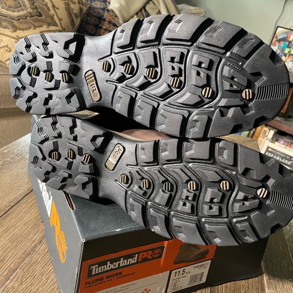 Timberland Pro Flume Work Boots - Picture 3 of 6